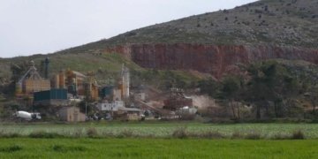 Salvem el montgrí volem un parc natural no industrial