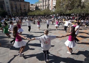 Dues de les millors colles sardanistes alevines de Catalunya són de Torroella