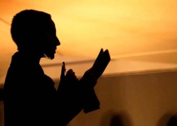 Lectura de poemes d’arreu del món