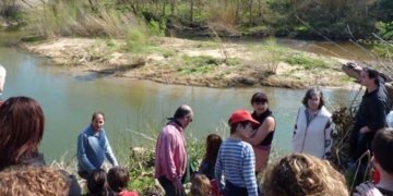 Una quarantena de persones visiten l’illa d’Avall de Jafre