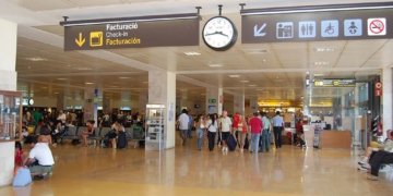 L’aeroport de Girona: benedicció o forat negre?