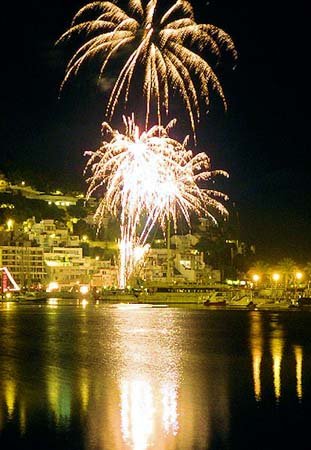 ESTARTIT-FOCS ARTIFICIALS