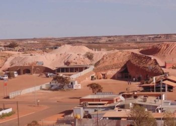 En Wayne de Coober Pedy i el seu paisatge