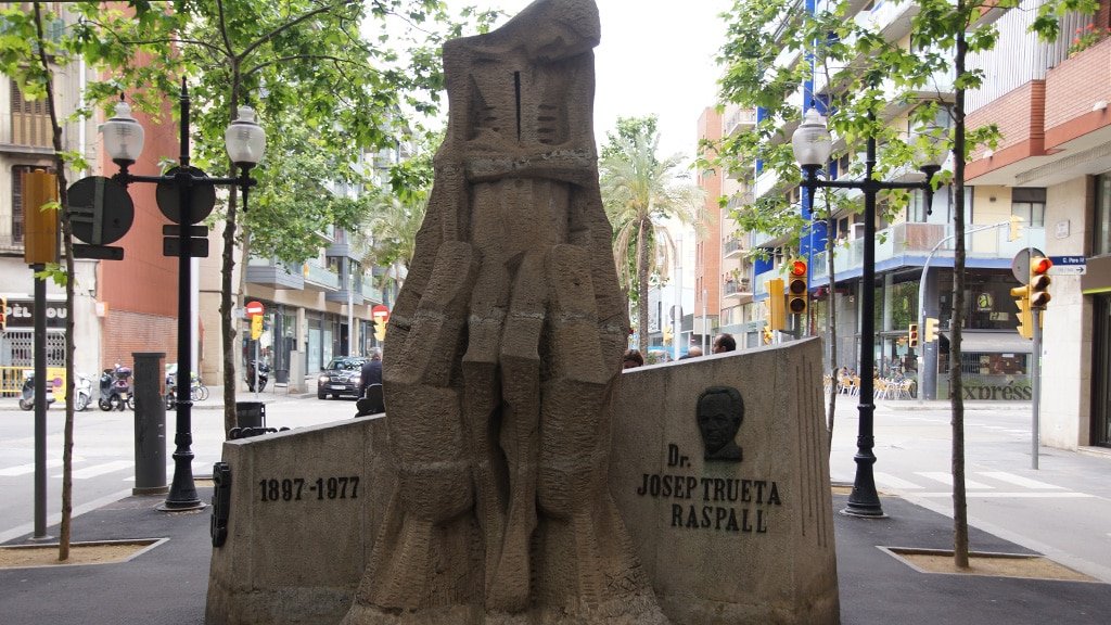 Monument a la rambla del Pople Nou Trueta monument rambla del pople nou