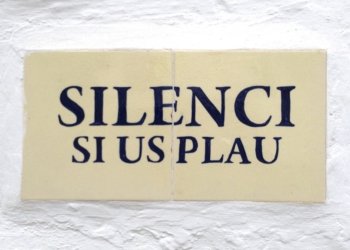 Silenci, si us plau