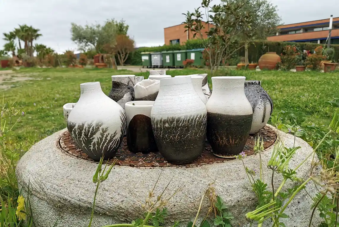 La pervivència de la ceràmica: l’Escola de ceràmica de la Bisbal d’Empordà