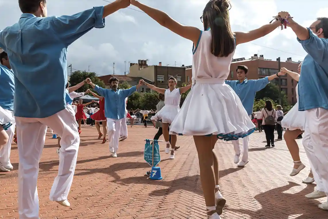 Diana Bach: “Vull facilitar el món de la sardana a la joventut”